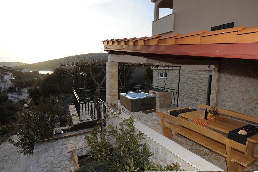 Holiday Home Mirna Vala Sevid Εξωτερικό φωτογραφία