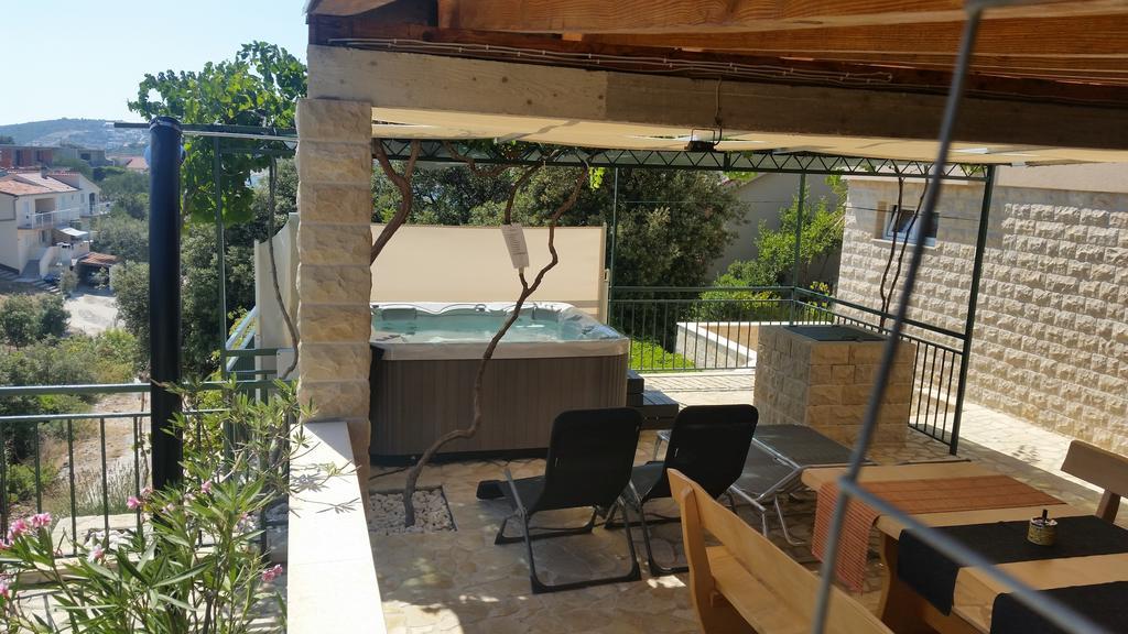 Holiday Home Mirna Vala Sevid Εξωτερικό φωτογραφία