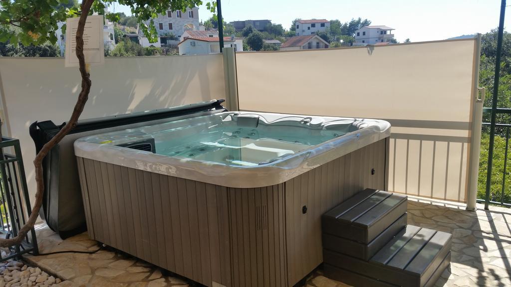 Holiday Home Mirna Vala Sevid Εξωτερικό φωτογραφία