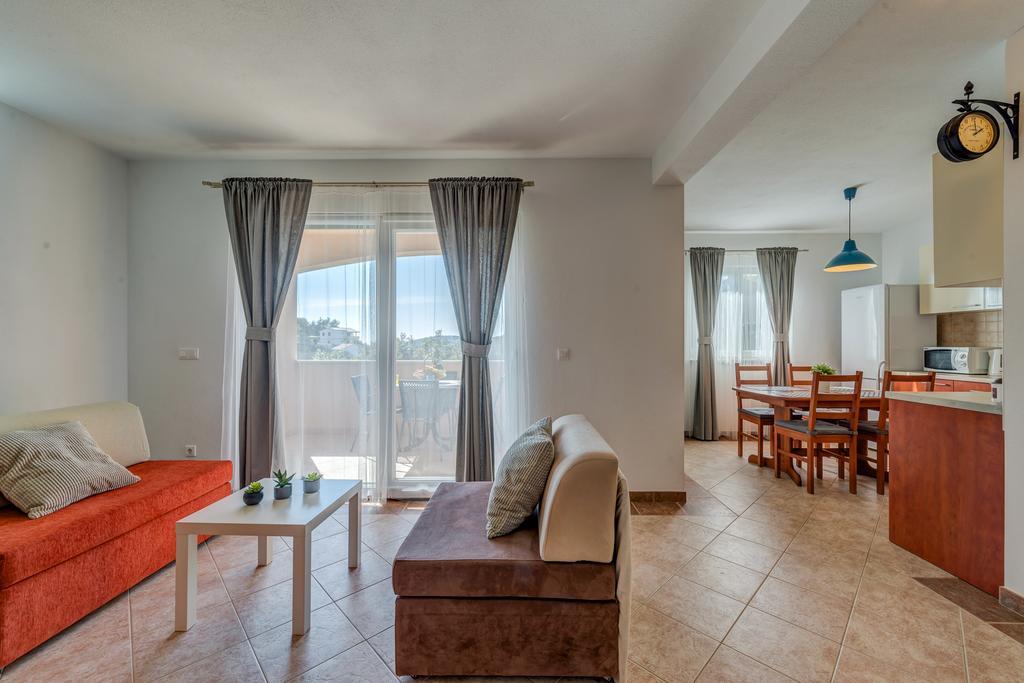Holiday Home Mirna Vala Sevid Εξωτερικό φωτογραφία